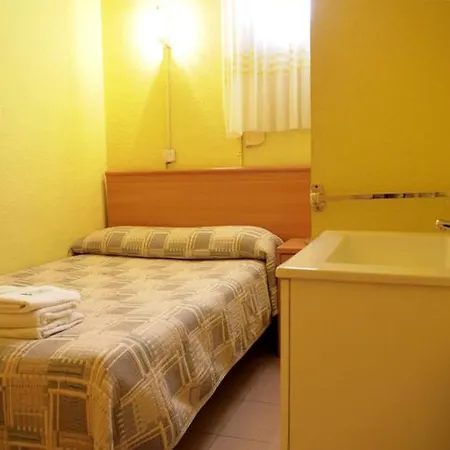 招待所 德尔福斯旅馆 巴塞罗那