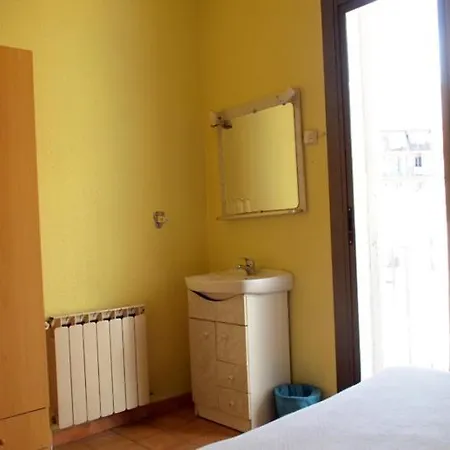 Guest house Delfos 2*