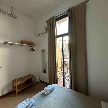 Delfos Guest house 2*