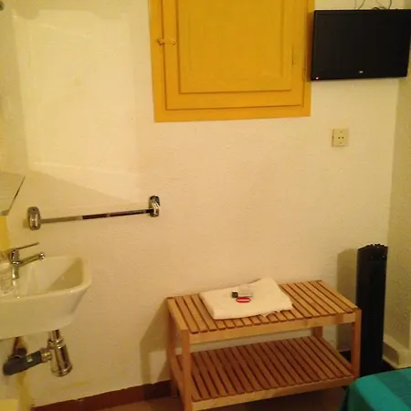 Guest house Delfos