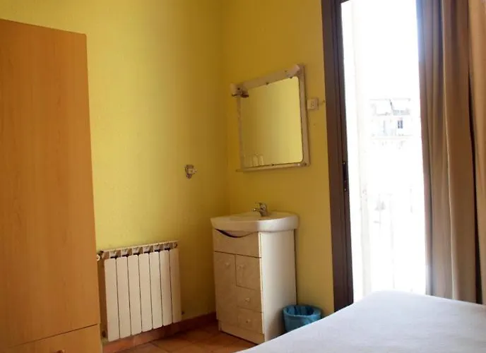 Guest house Delfos 2*